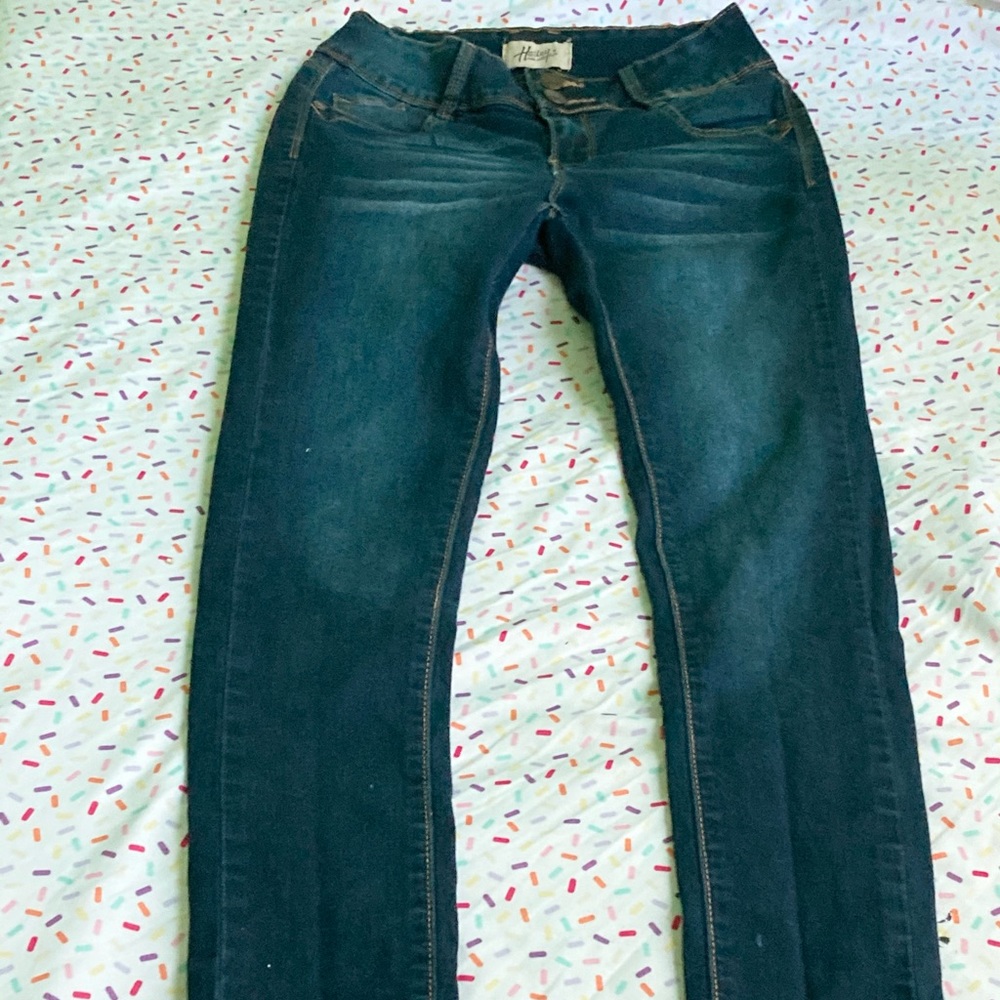 Comfy Butt-Defining Jeans USA Designed